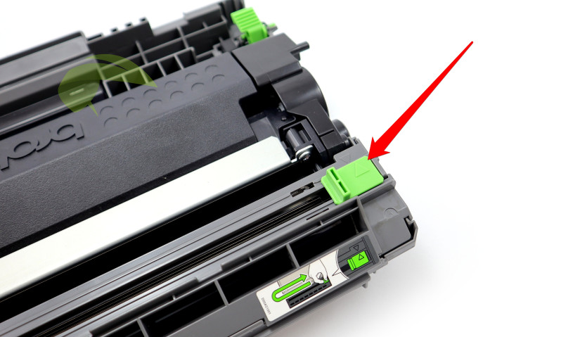 Jazdec, ktorým vyčistíte korónový drôt na fotovalci do tlačiarne Brother